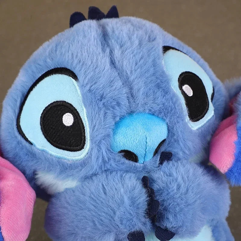 El Guardián de Sueños: Muñeco de Peluche Stitch